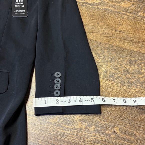 NEW $168 Express Oversized Boyfriend Blazer Women's Medium/Large Black Office - Picture 13 of 15